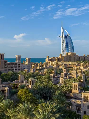 Dubai holiday package from India featuring iconic attractions, luxury hotels, desert safaris, and unforgettable experiences.