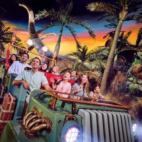 Dubai theme parks with thrilling rides, family attractions, and entertainment